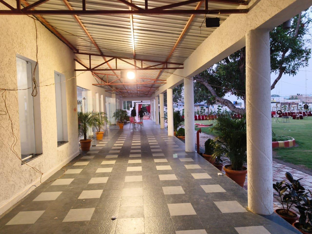 Best Banquet hall in Makhmandro Ranchi 9798898011 Merilaxmi Banquet and Resort