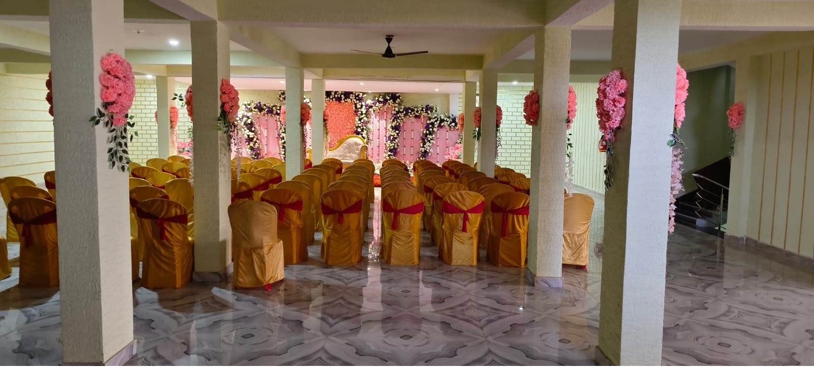 Best Hotel and Banquet Hall in Ring Road Ranchi 9113791800 HOTEL PARASH INN and BANQUET