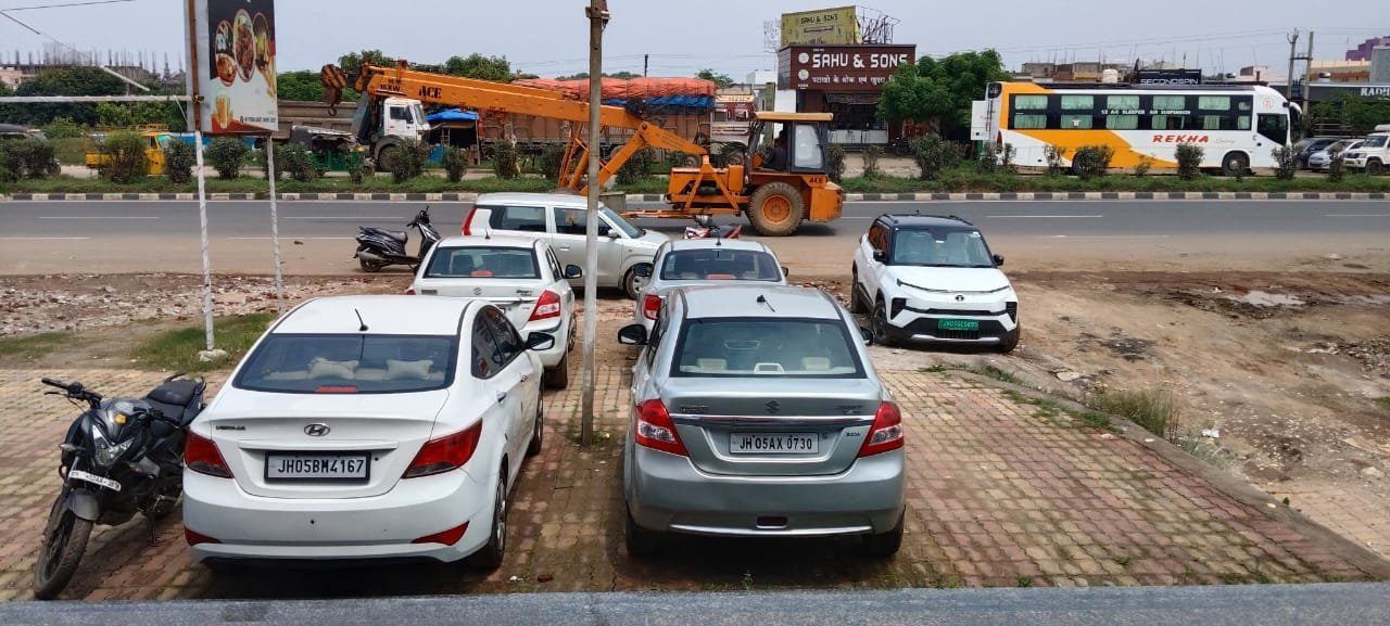 Used Car in Daladali Ring Road Ranchi 9631433778