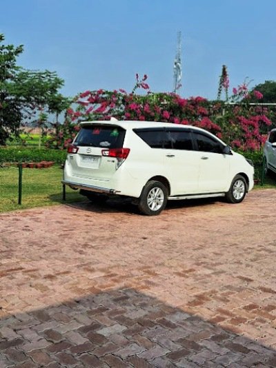 Nirala Cab and Taxi Service 95252 22291